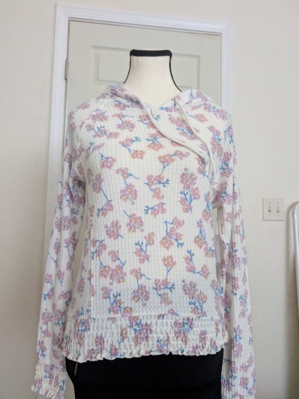 bp White Waffle-Knit Hoodie with Pink & Blue Floral Print